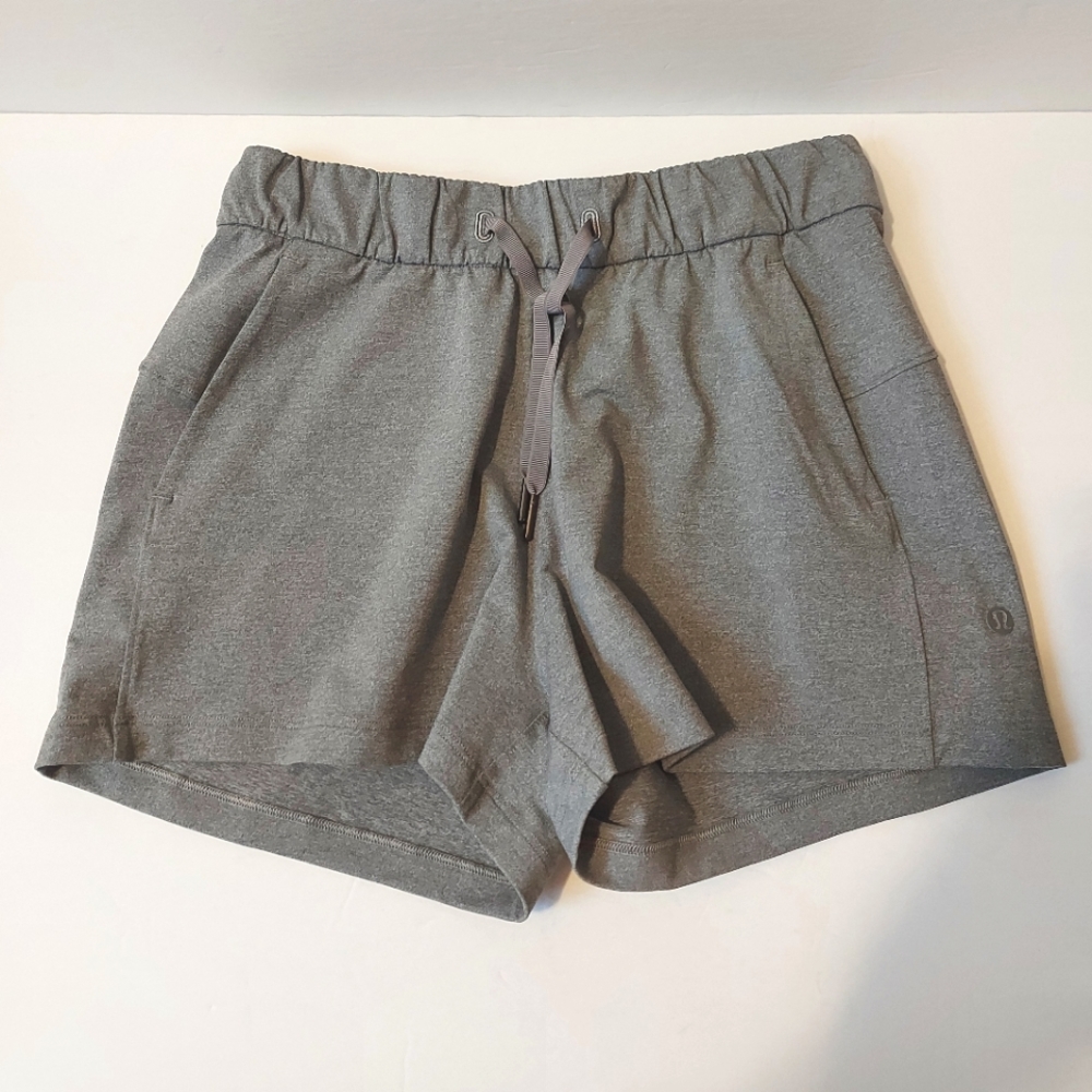 Lululemon On the Fly Shorts 4 Grey